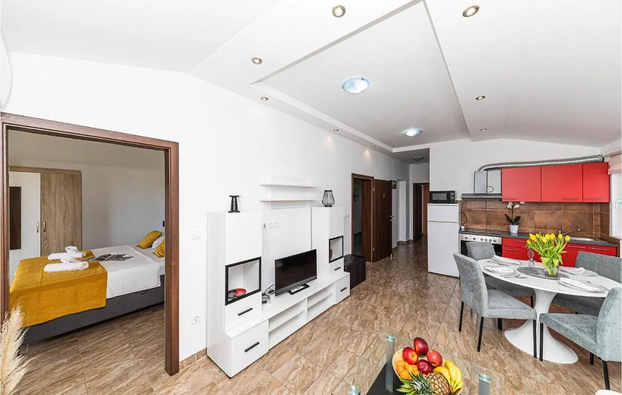 8 Bedroom Lovely Home In Kastel Novi Kastela