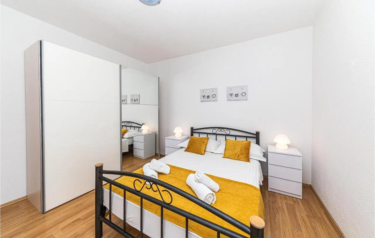 Holiday home 8 Bedroom Lovely Home In Kastel Novi Kastela Croatia