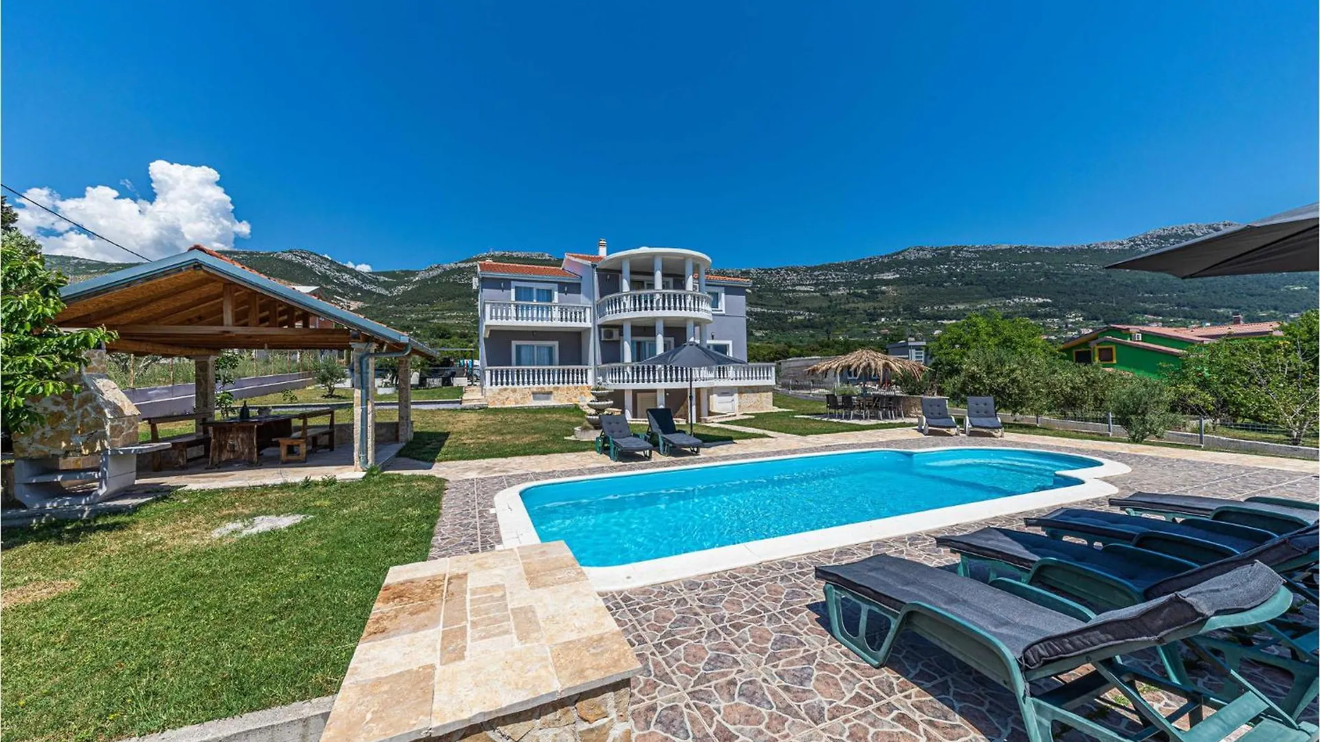 8 Bedroom Lovely Home In Kastel Novi Kastela 0*,  Croatia