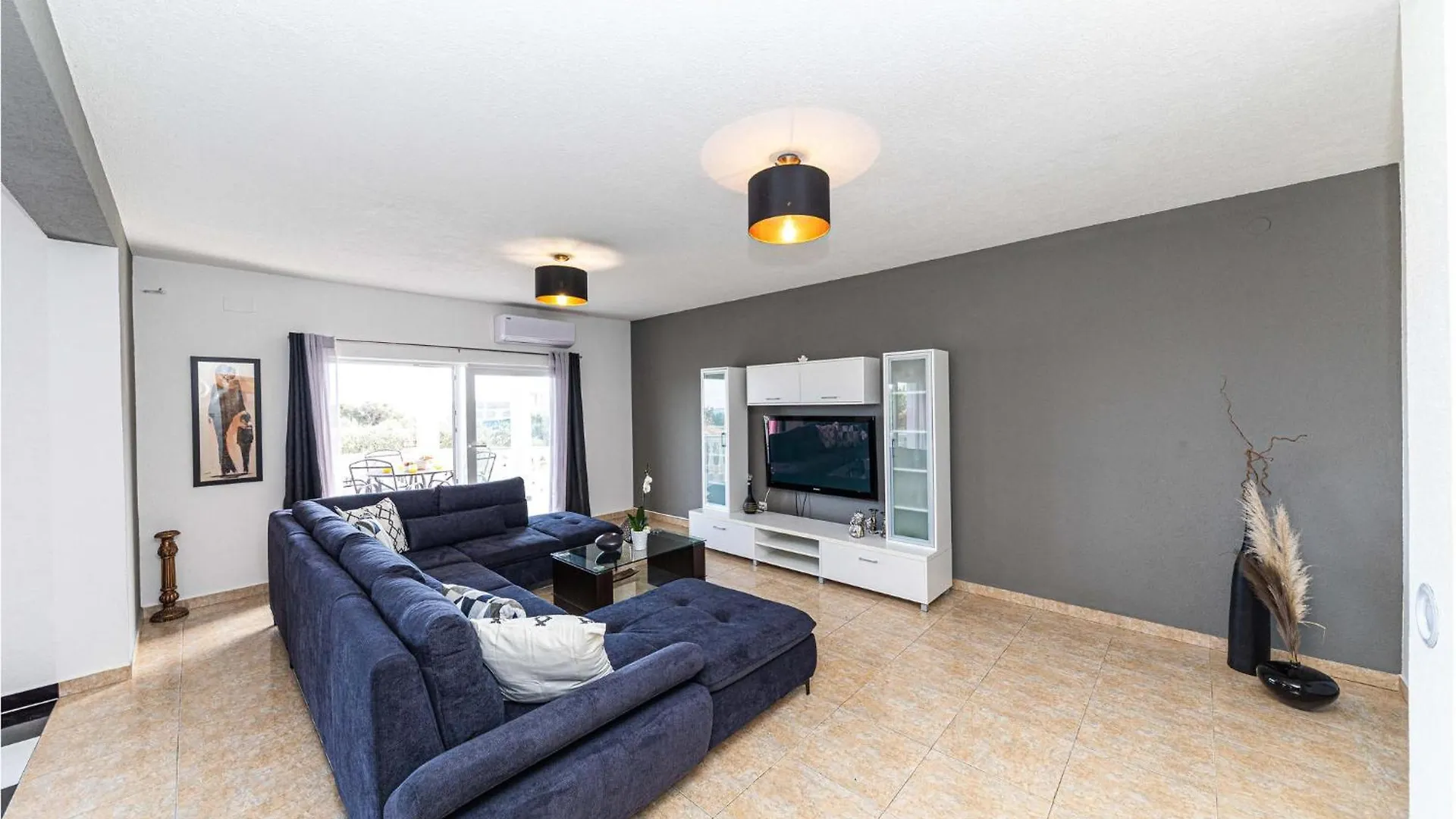 8 Bedroom Lovely Home In Kastel Novi Kastela Holiday home